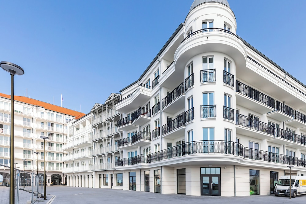 Bulwar Zachodzącego Słońca by Renters view 2