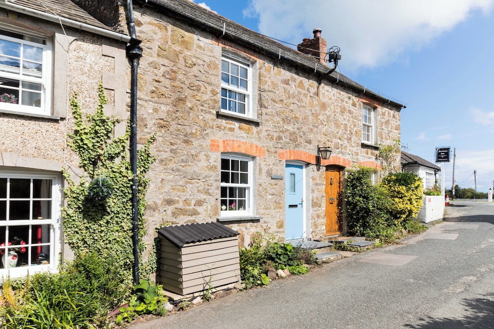 Stokes Cottage