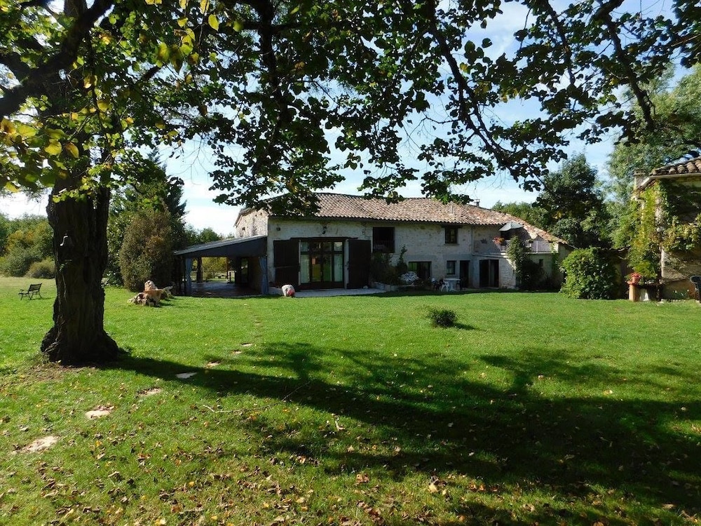 La Roane Yoga & Creativity Center