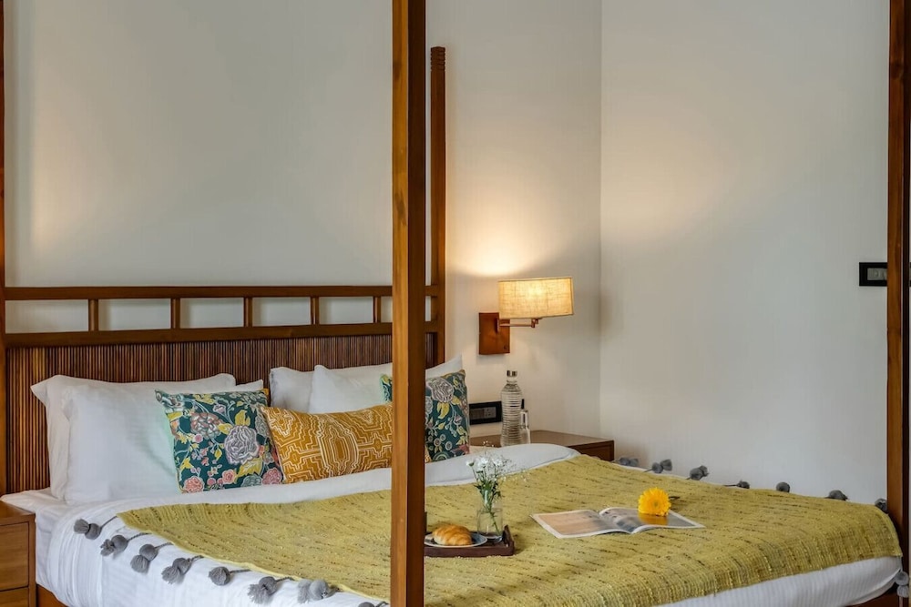 Villa Ayana 5bhk With Pool and Near the Beach