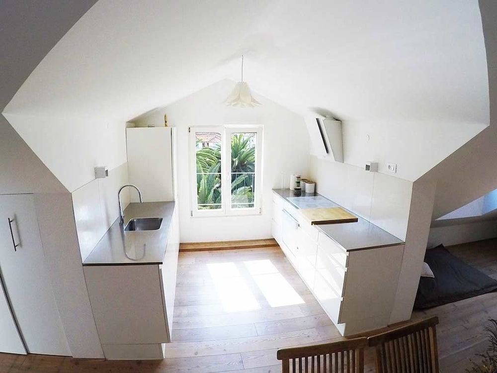 Hvar Attic Apartment en Hvar — kitchen