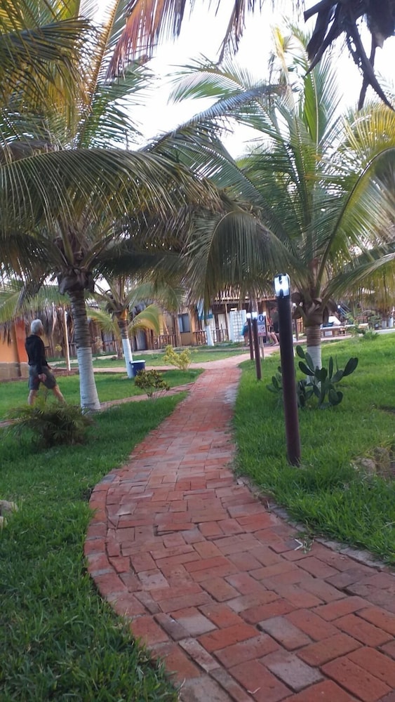 Punta Pacifico Bungalows Mancora