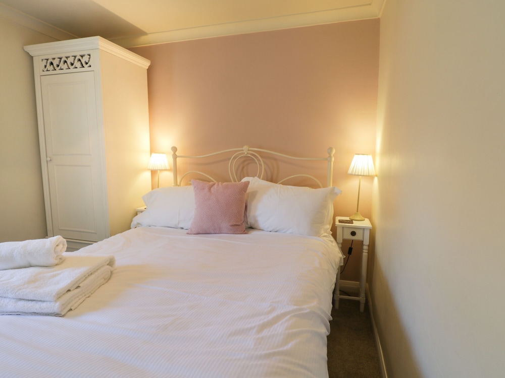 Cosy Cottage view 5