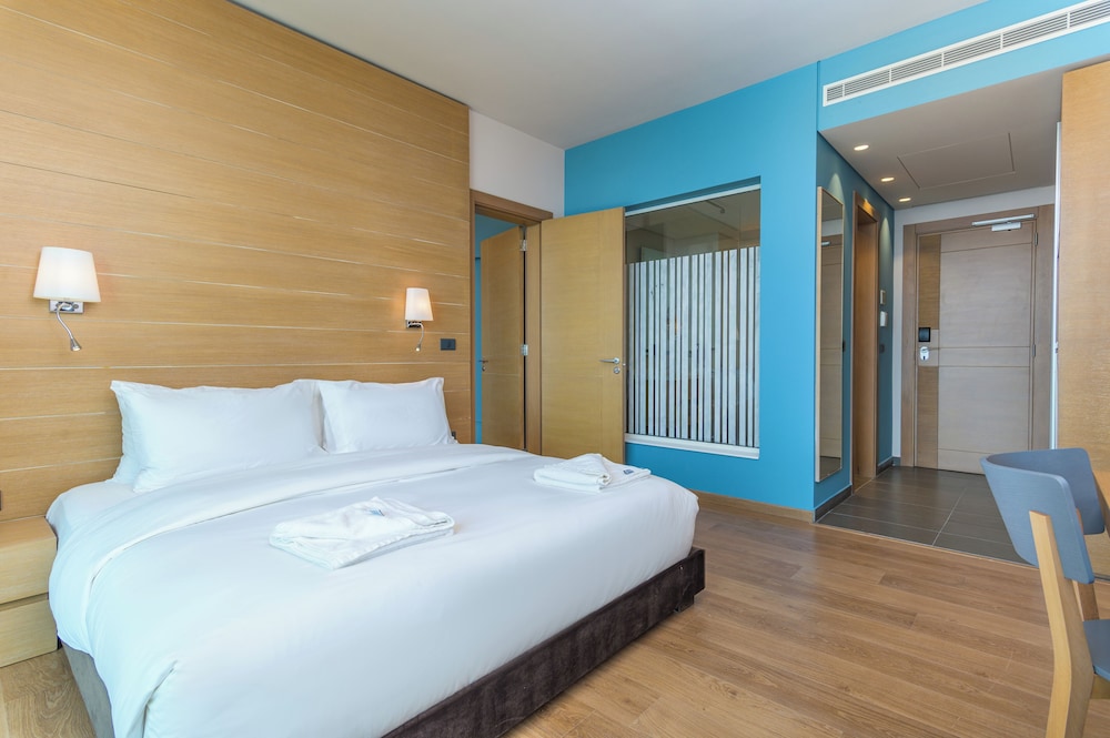Jounieh Living - Residences by Local Host