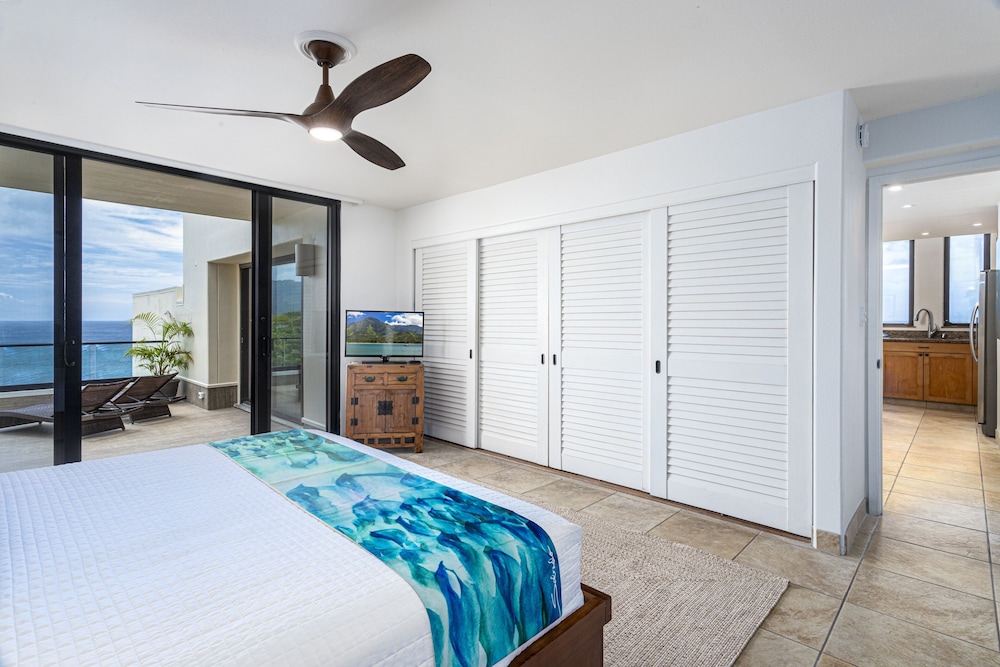 Puu Poa 312 2 Bedroom Condo