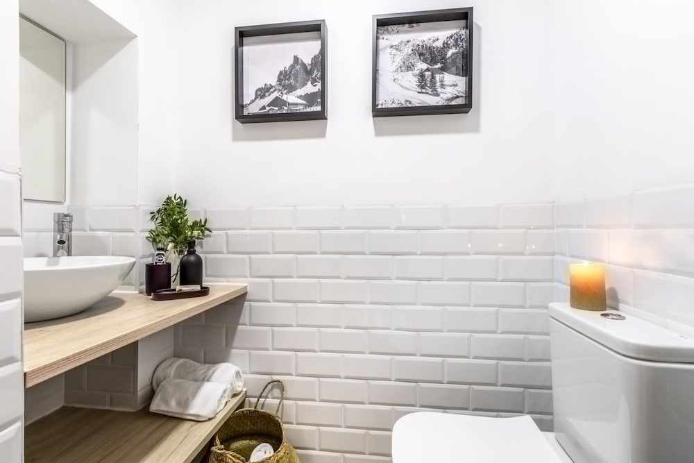 Arties - 4 Bedrooms Apartment in Almagro