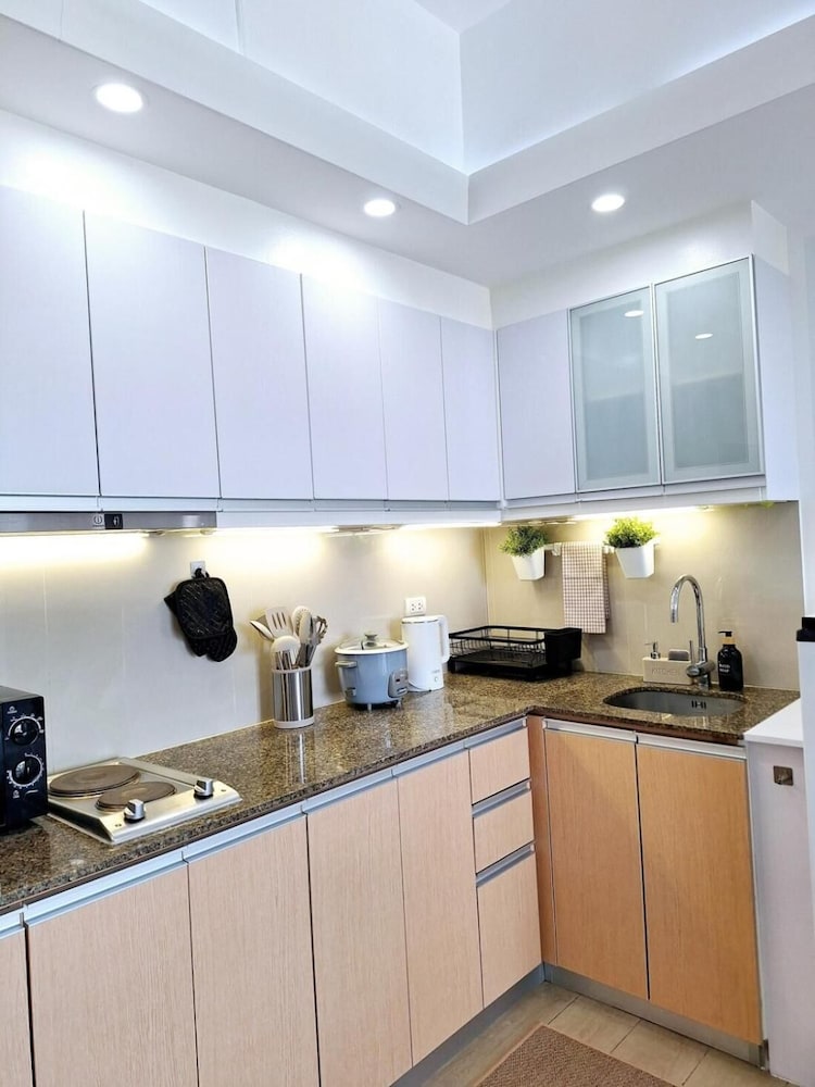 Luxury Coastal, Grand Canal View