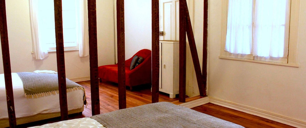 Valparaiso Vacations - Hostal CasaPlan - Property Image 8