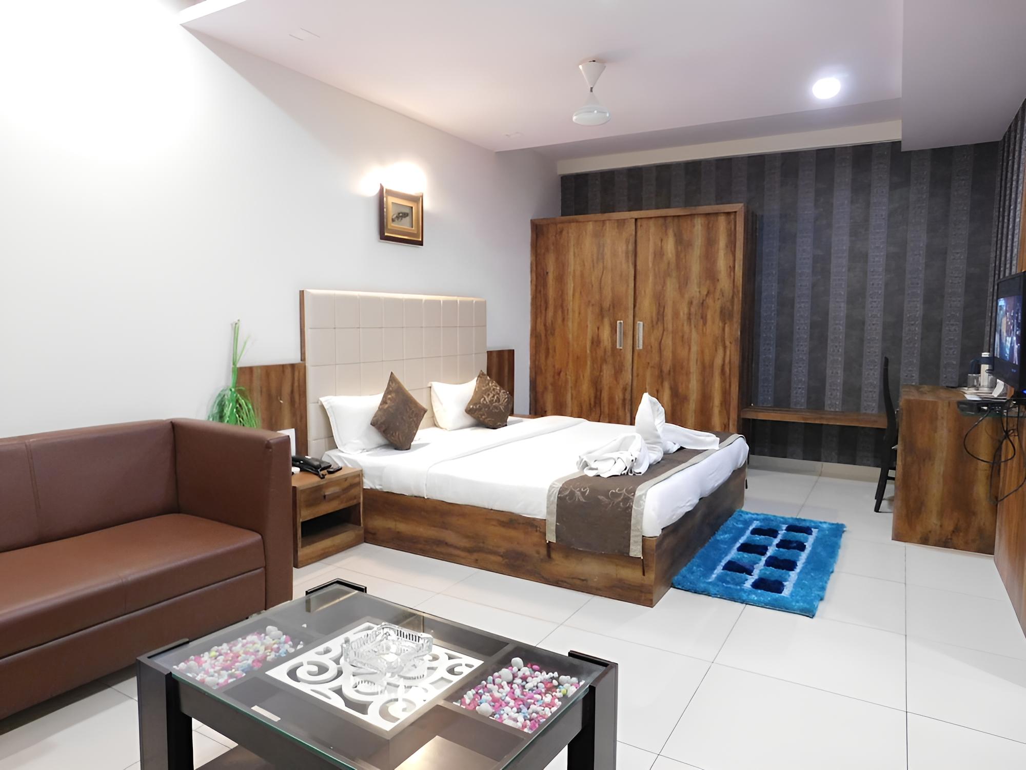 hotel room
