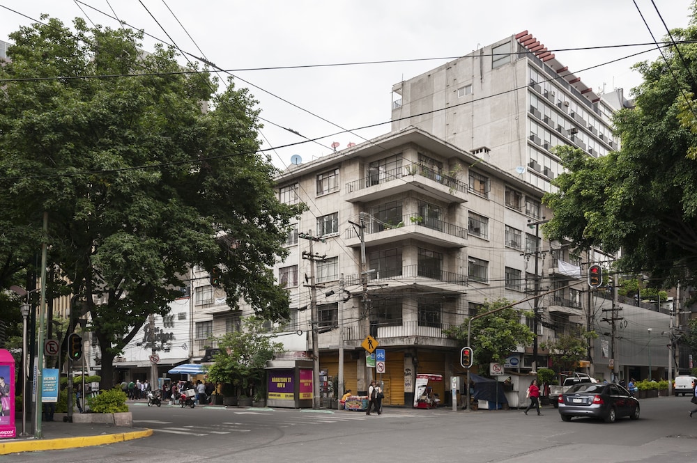 Greenery Urban Flat — Mexico City