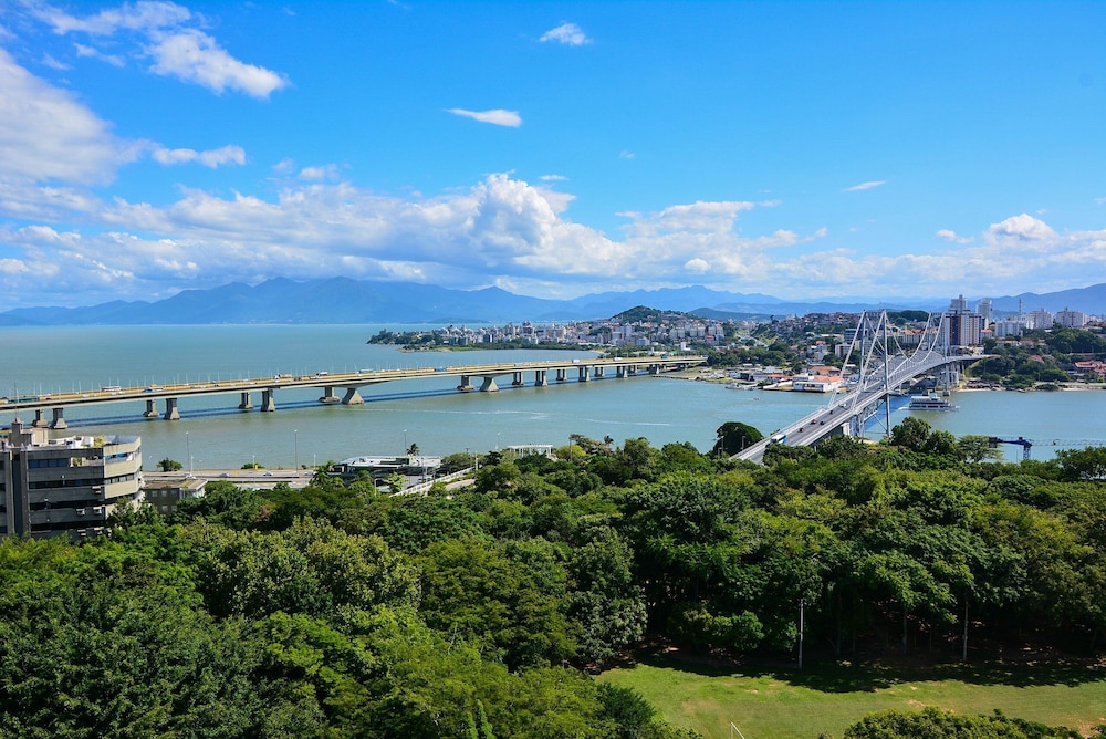 Flat com Vista para Ponte Hercílio Luz