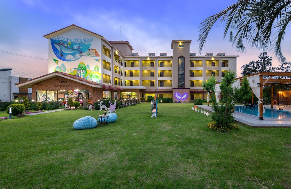 Famille Spa Resort