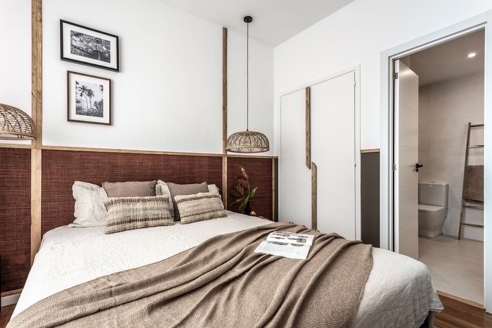 Boma - 2 Bedrooms and Terrace in Recoletos