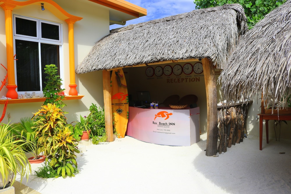 Ras Beach Inn photo 3