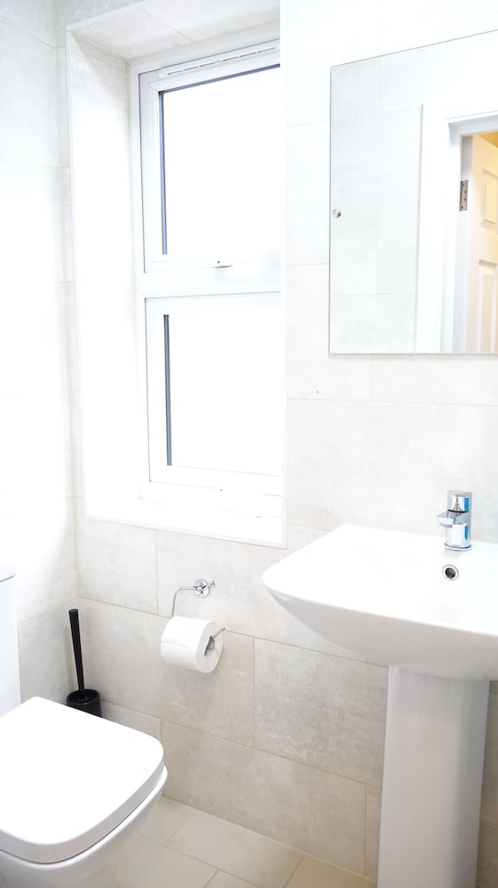 Heathrow Ensuites Rooms