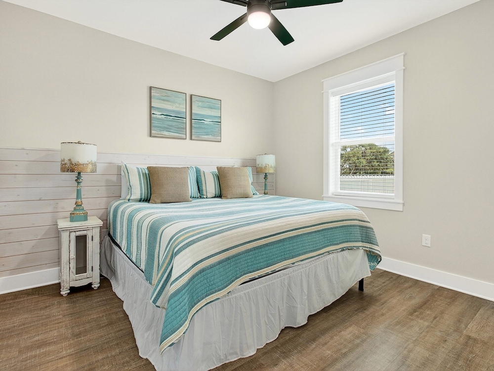 Coastal Retreat 3 Bedroom Home