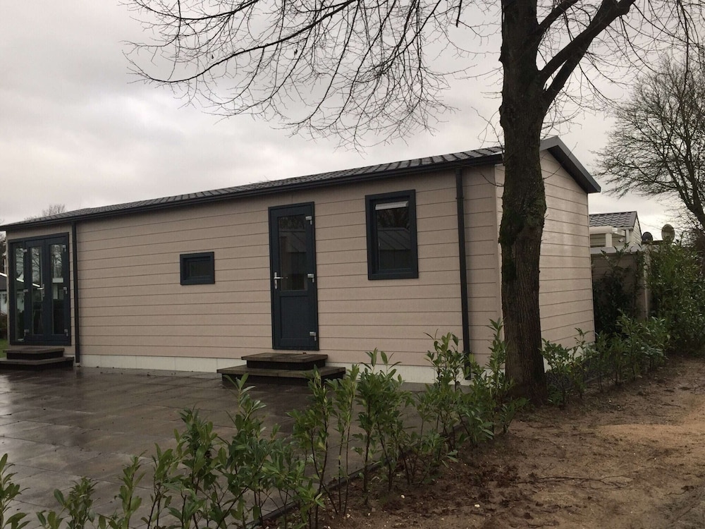 Nice Chalet With Dishwasher in a Holiday Park