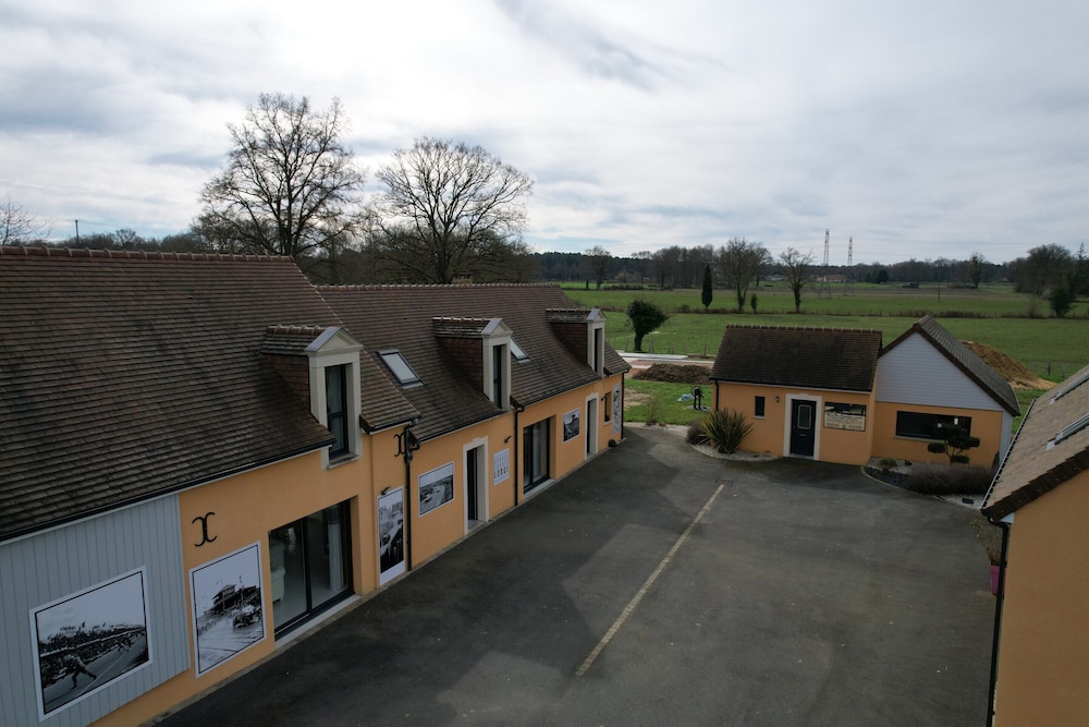 Villa in Monce-en-belin Near Le Mans Circuit