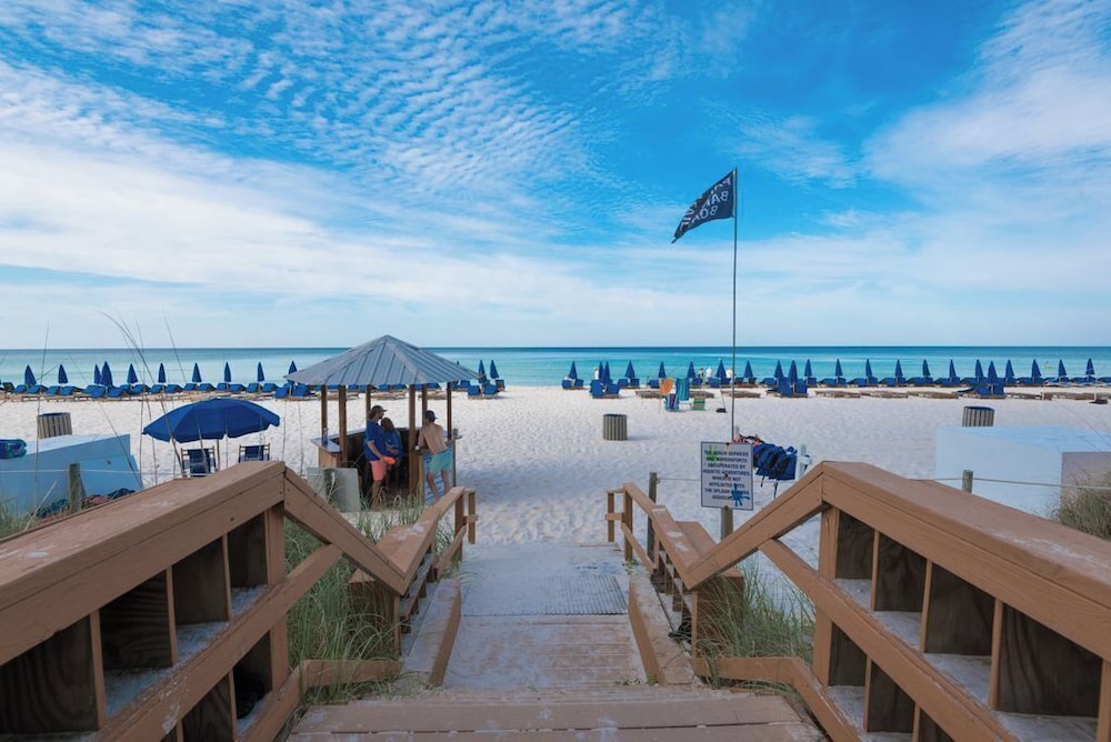 Anchor's Way! Come Visit Our Beautiful 2 BR, 2BA Oceanfront Retreat! Sleeps 6!