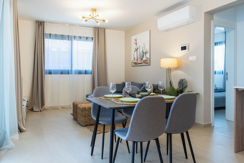 Jas Living Apts & Balconies in Larnaca