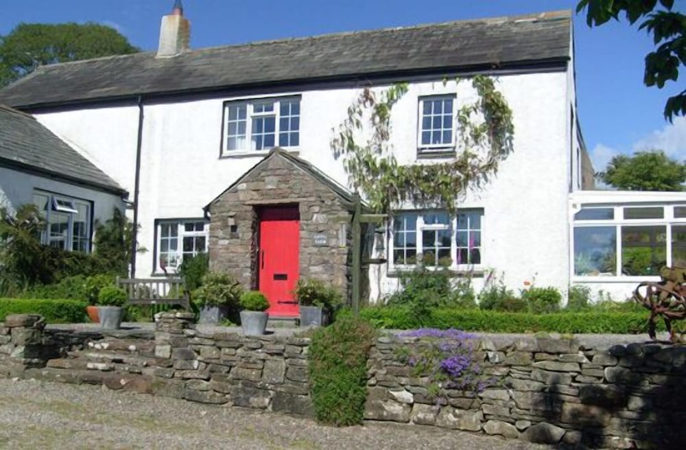 Hotel Ghyll Farm Bed & Breakfast - Image 1