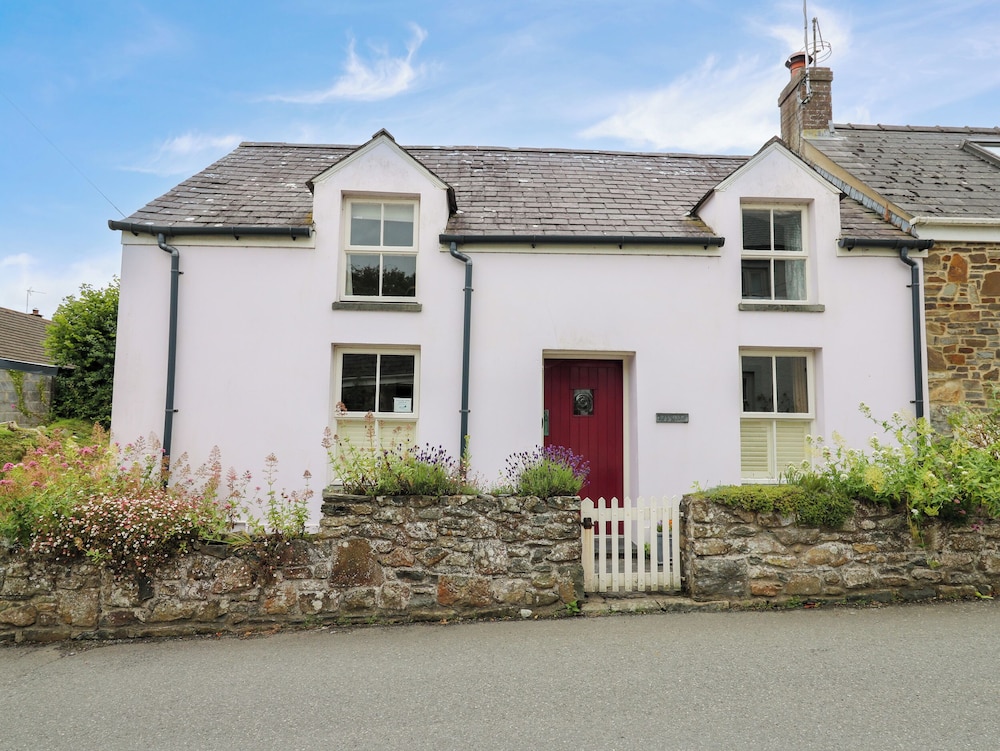 Panteg Cottage, Newport