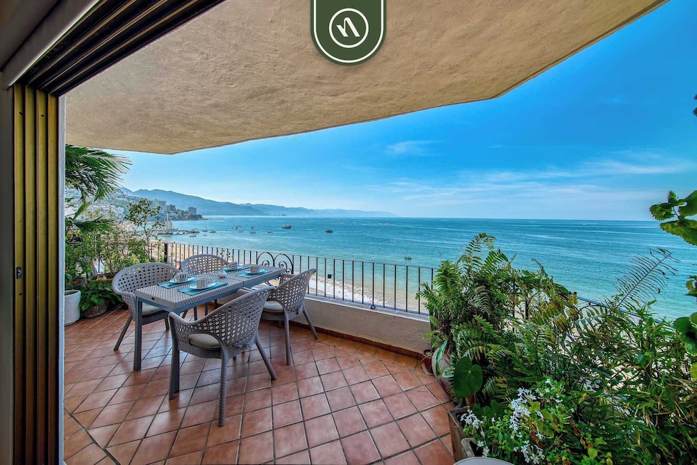 Brand New 2BR Condo With Oceanview - Terrace