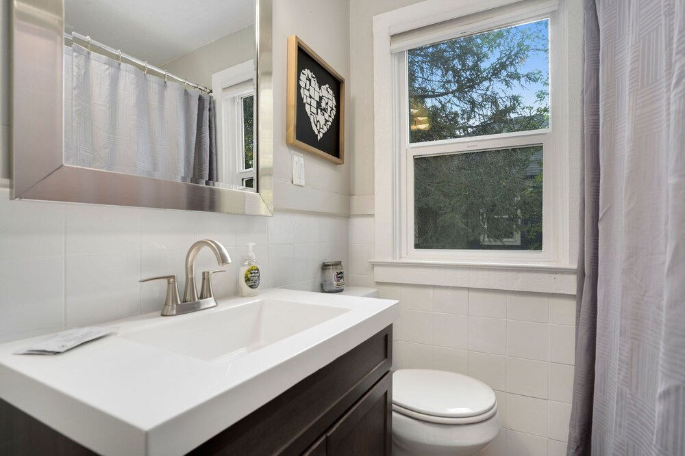 Charming Old Town Bungalow W/ Free Cruiser Bikes view 5