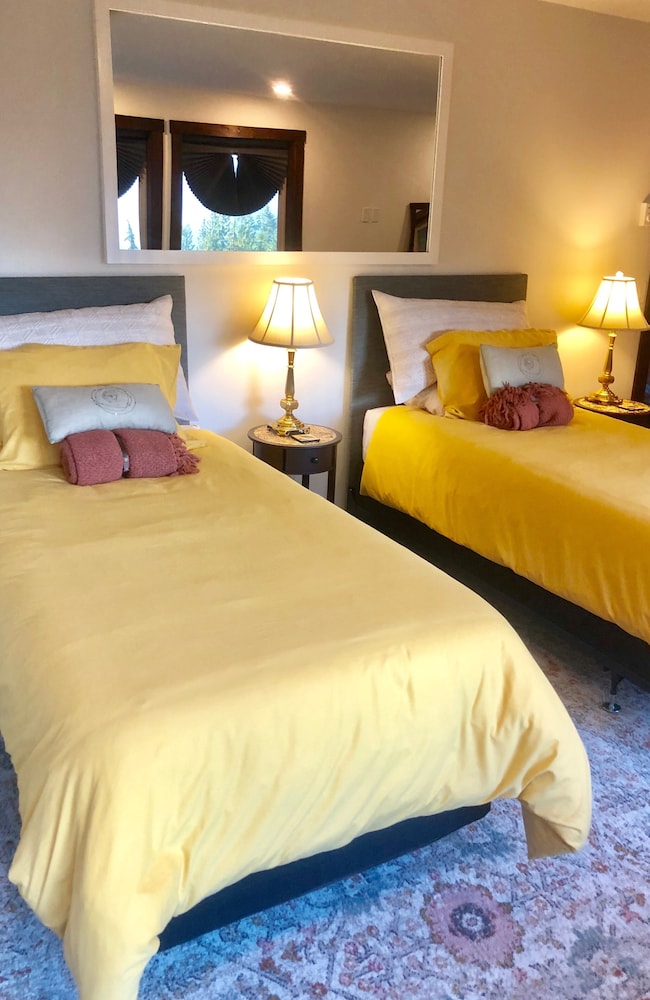 Davis Brook Retreat