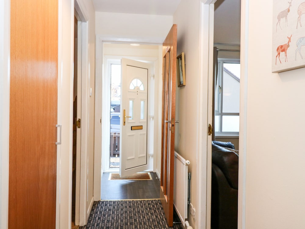 10 Annesley Park