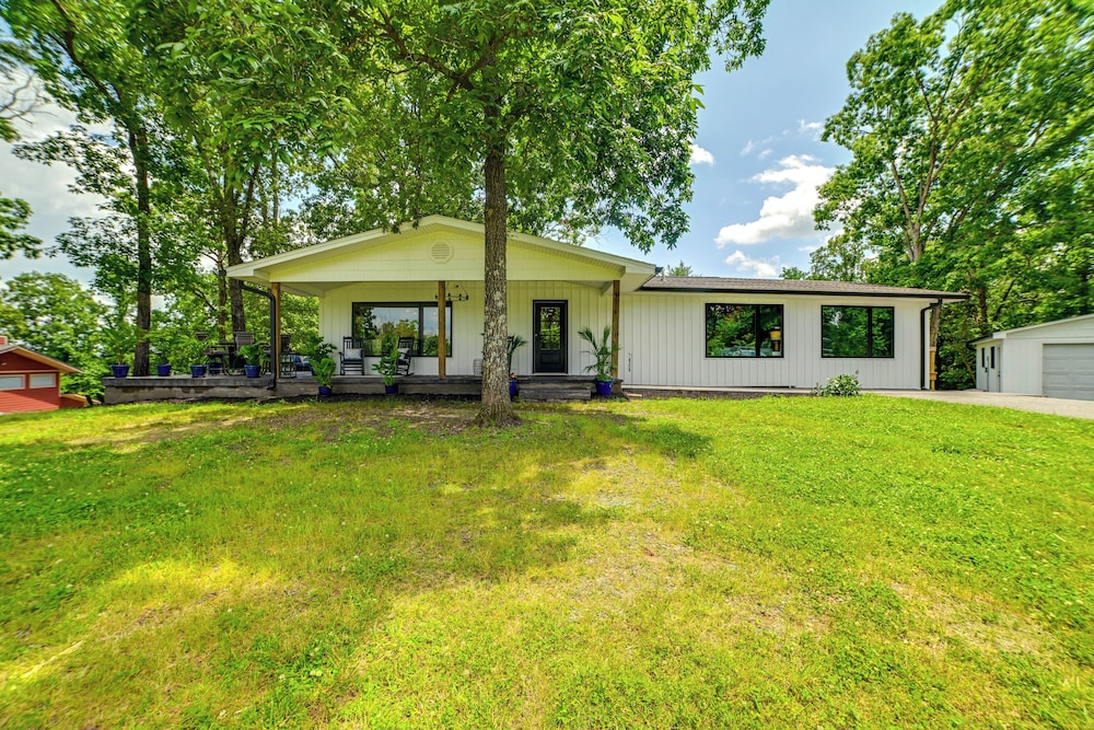 Kentucky Lake Retreat: A Memory-making Getaway