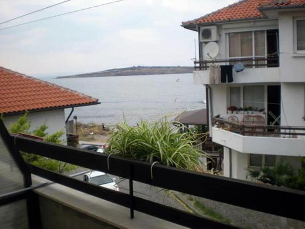 Guest House Liliya