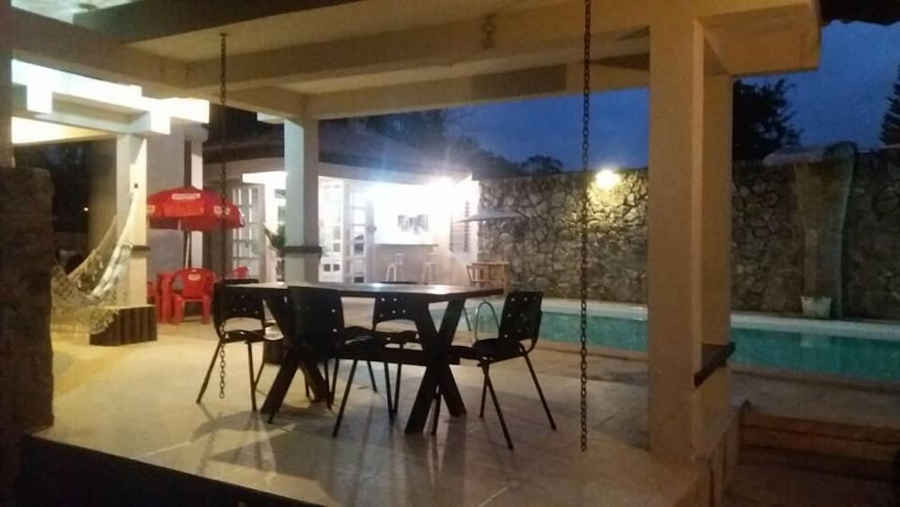 Pousada Nossa Casa Itauna Beach