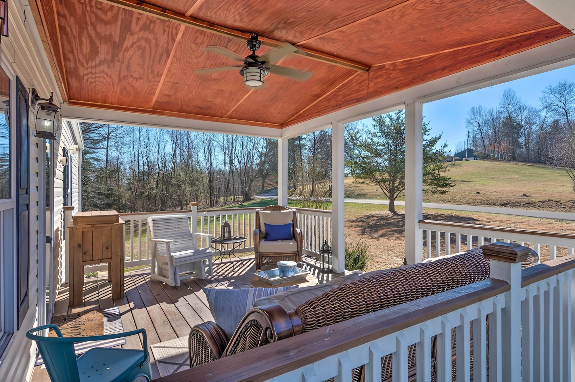 Kentucky House Located on Dale Hollow Lake! view 3