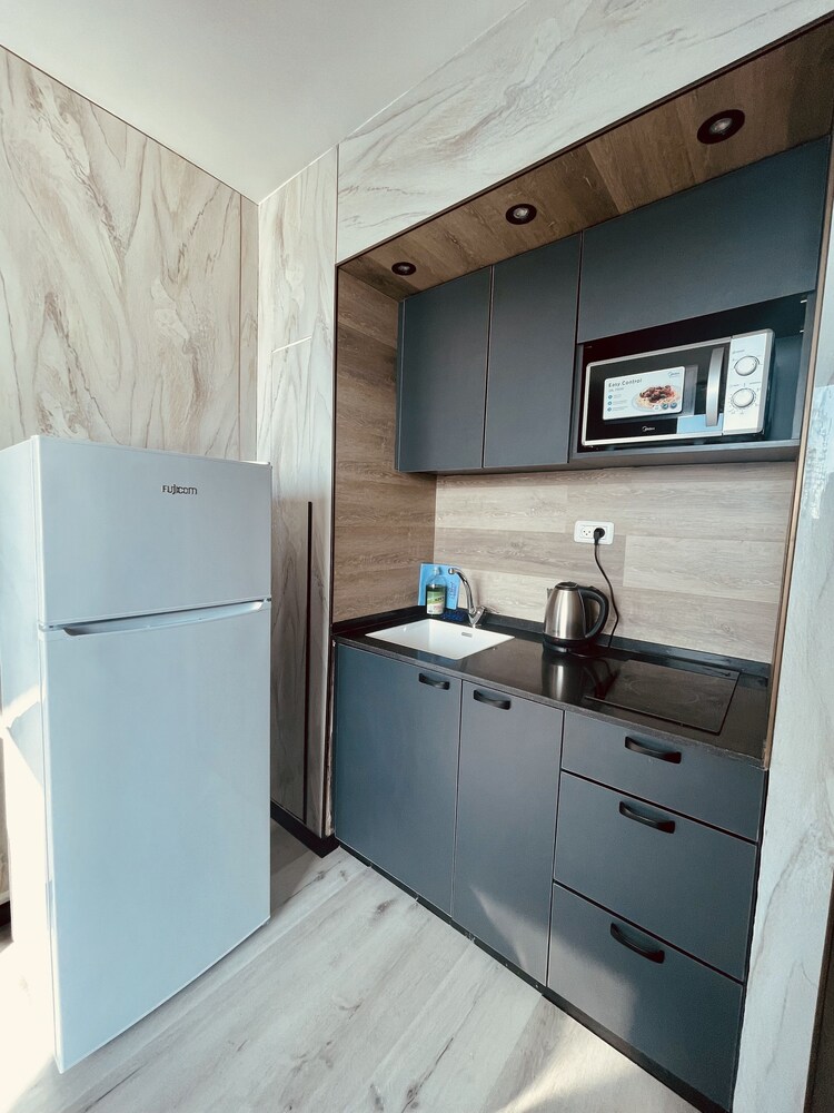 Carmel Holiday Apartments