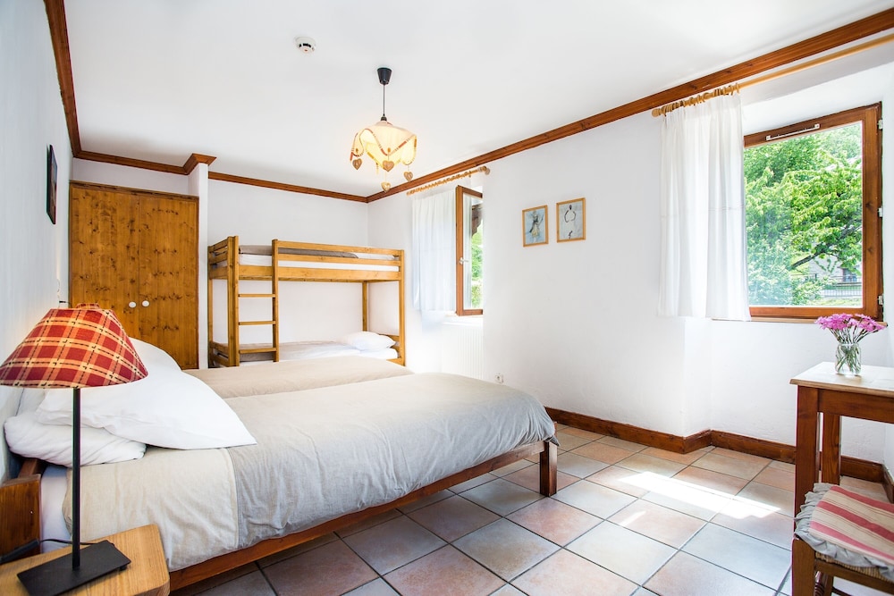 Gîte-Auberge de Montvilliers view 3