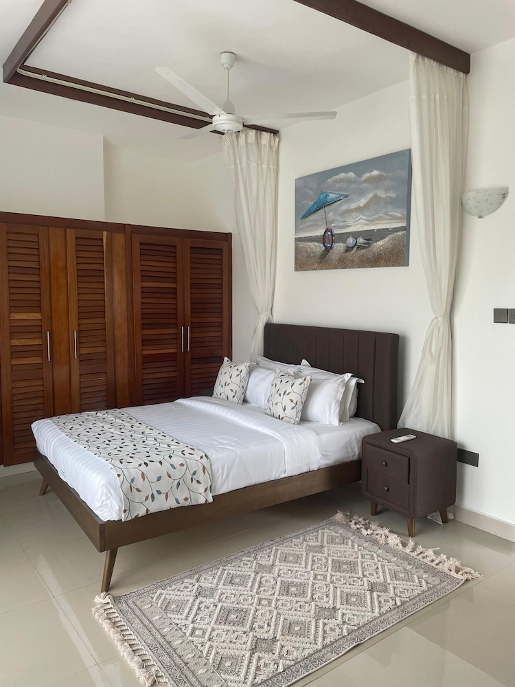 Pv 14 at Pazuri Holidays