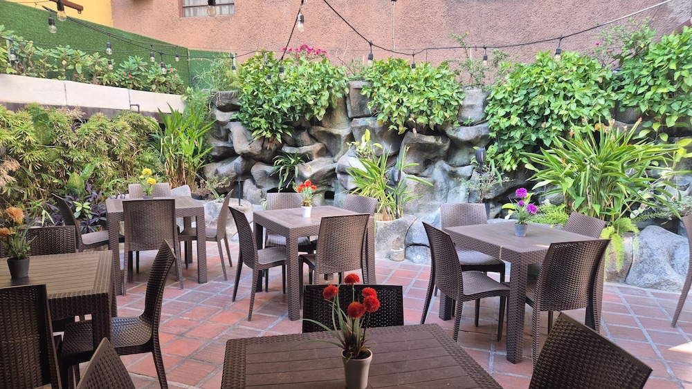 Hotel El Arroyo