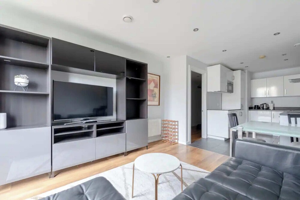 Modern & Central 1BD Flat - Pimlico
