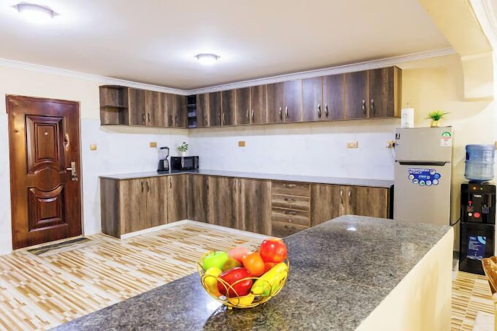 Lux Suites Golden View Manor Naivasha