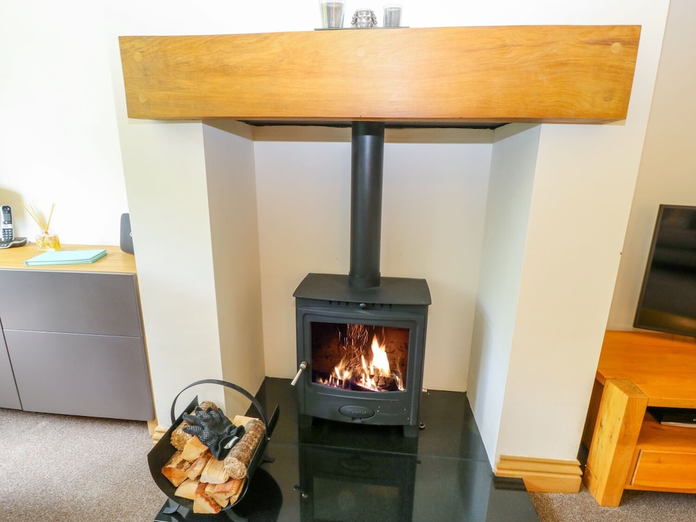 Mallard Cottage view 4