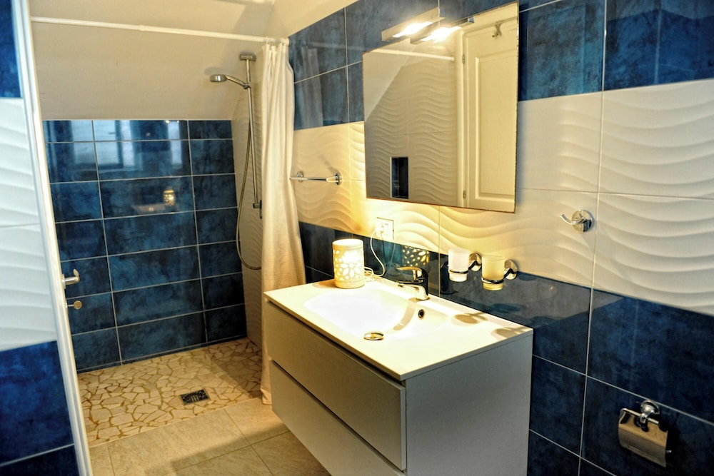 Super Apartment In Villa Vanissia