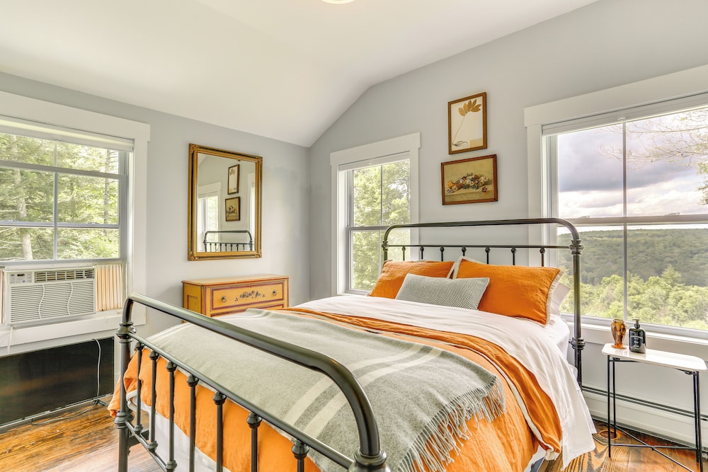 Lovely Country Retreat, 4 Mi to Dtwn Narrowsburg! view 4