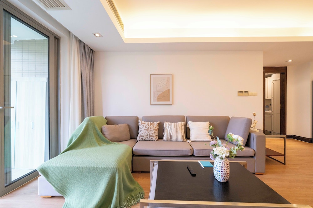 Tyms Premium 1BR 1BA Apt Yongxin Century