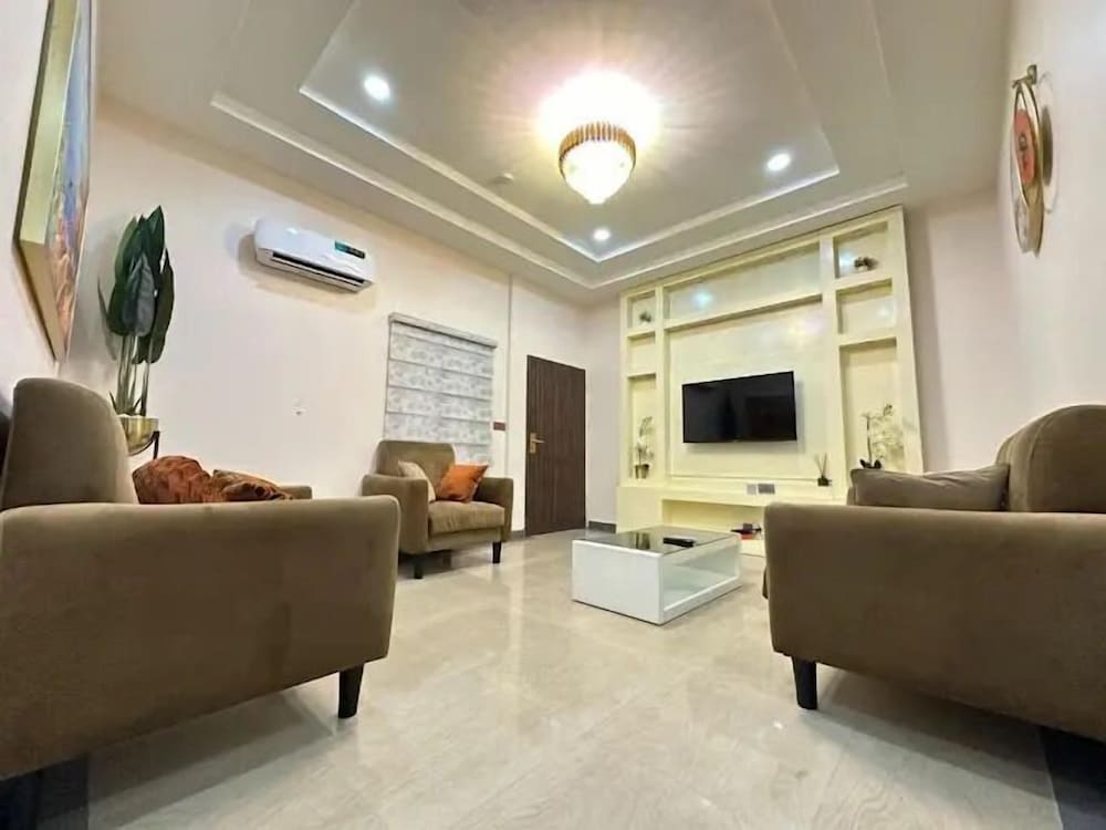 Asher's Villa