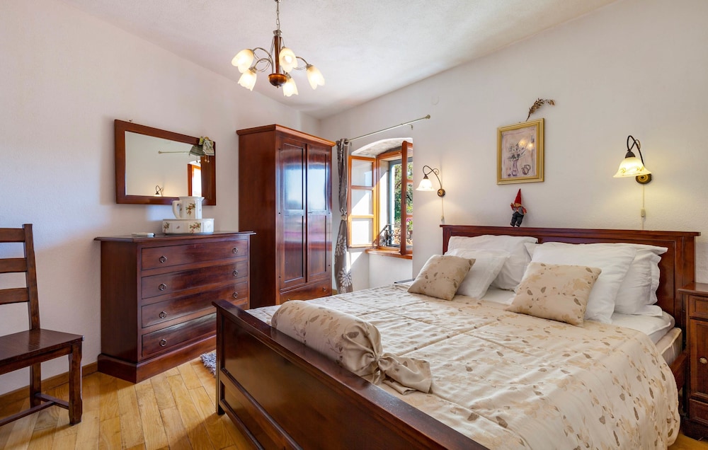 Villa Vicina view 3