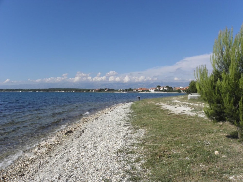 Ivo - Family Friendly - A2 Plavi view 3