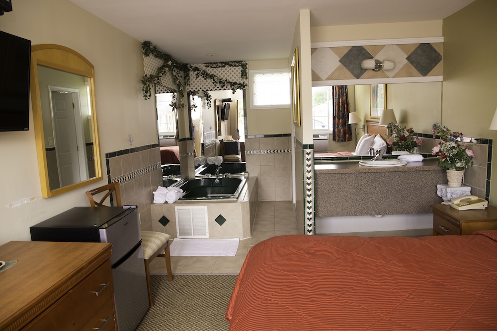 Capri inn and Suites view 2