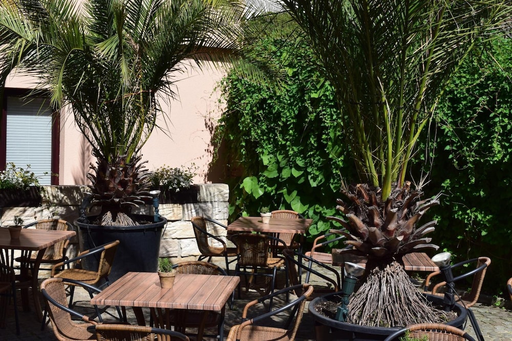 Hotel Arte Vida - Property Image 6