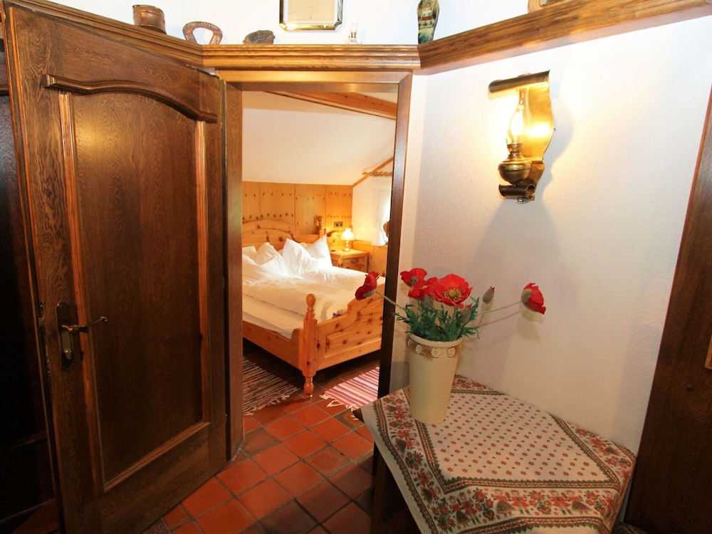 Quiet Holiday Home Near ski Resort view 3